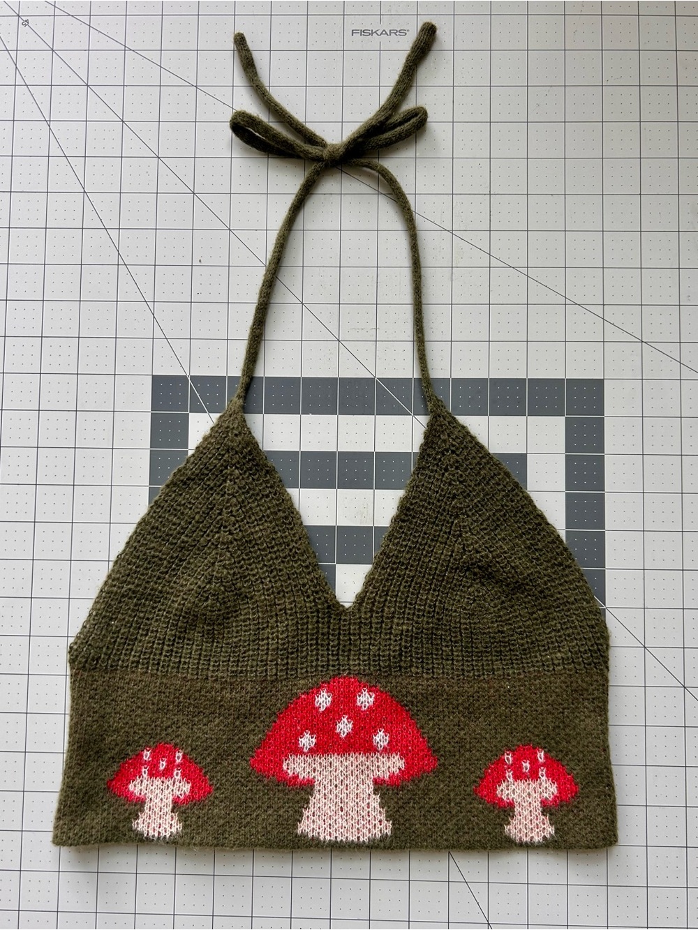 Olive Green Red Mushroom Knit Halter Crop Top Size Small Fairycore Cottagecore